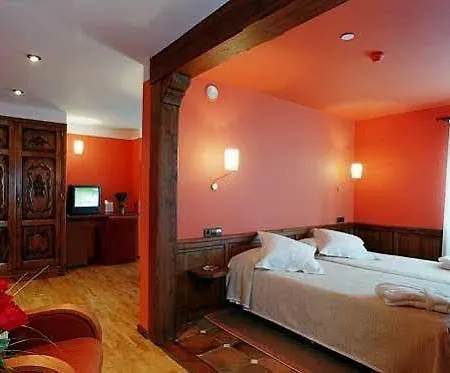 Hotel El Petit Muntanyo 4*